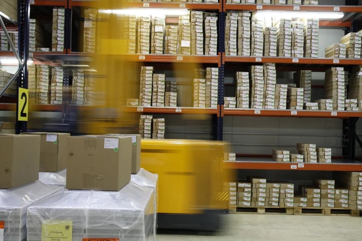 Warehouse and logistics operation scenario for IoT consulting